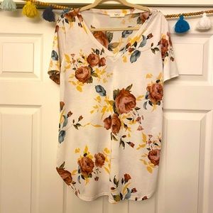 Floral top, v-neck